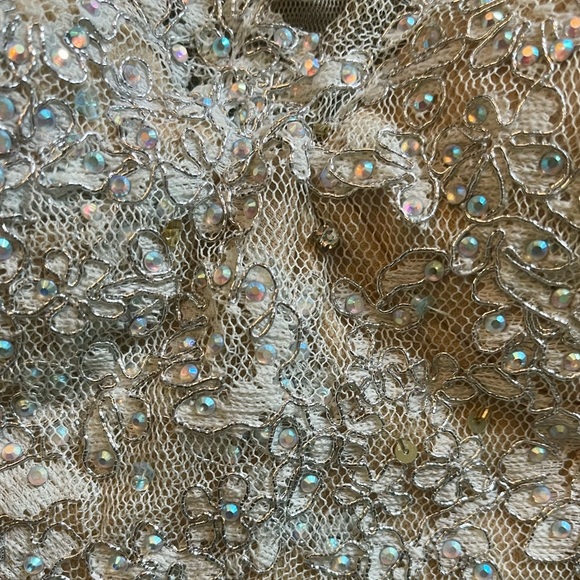 Stunning Mac Duggal Two Piece Formal - Picture 8 of 12